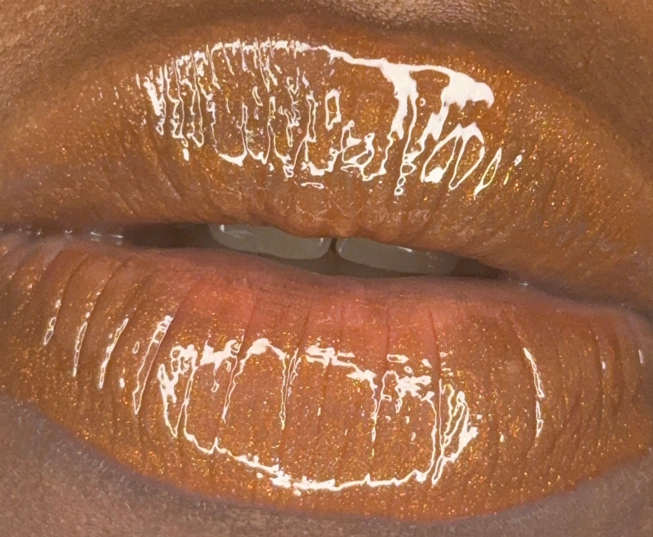 Cocoa Butter Kisses Gloss